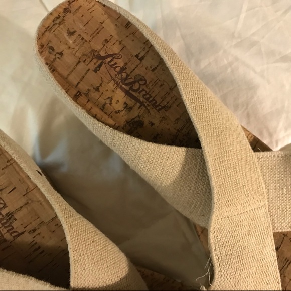 Lucky Brand Miller2 Wedge Sandal Sz 9.5 - Picture 5 of 8